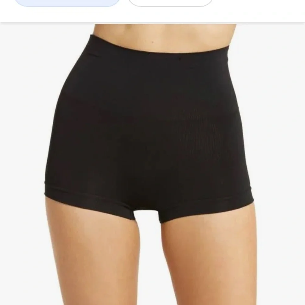 SPANXshape ExtraOrdinary Boyshort in Very Black Size Small NWT - Picture 1 of 9